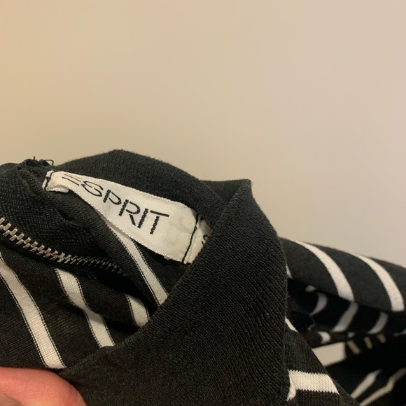 esprit striped tank  🤍 - Picture 3 of 4
